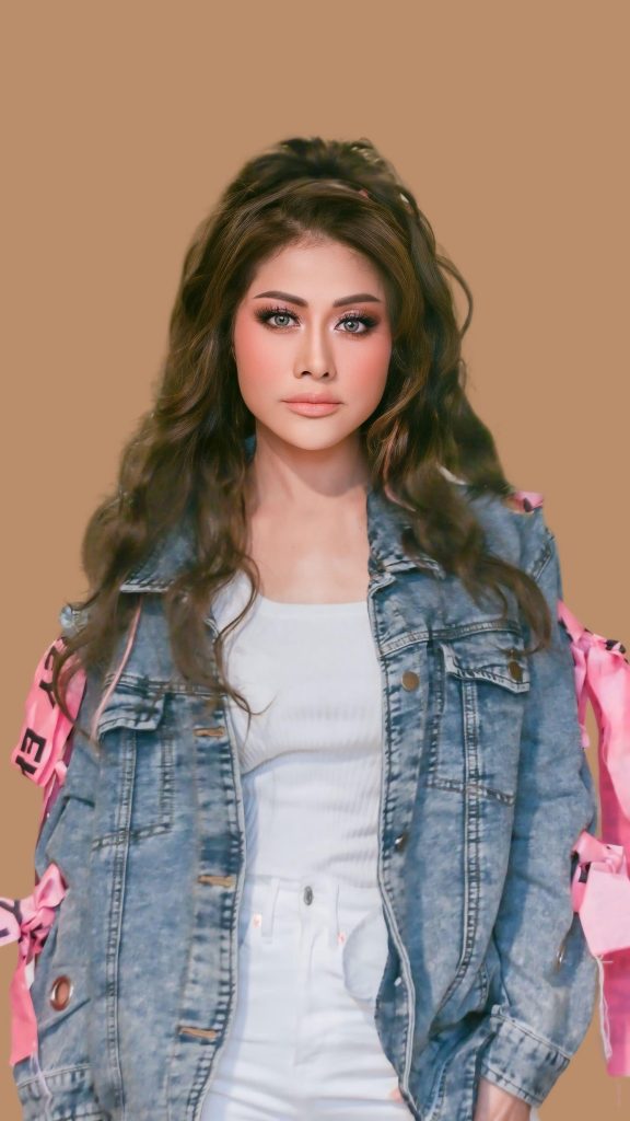 Asrilia Kurniati | Ekey